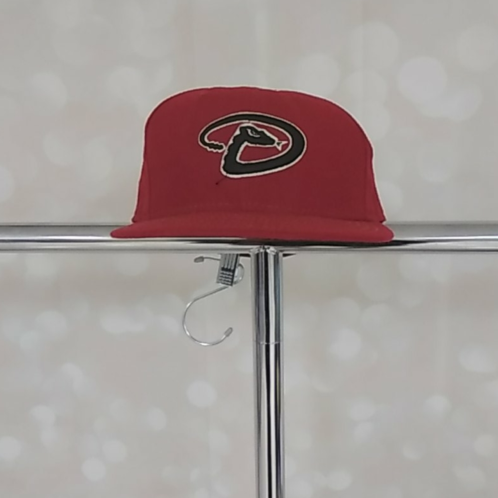 Diamond backs red men's official on field cap 172